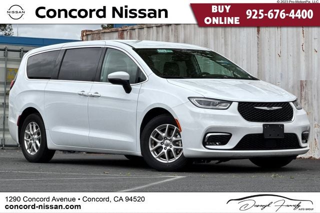 2023 Chrysler Pacifica Touring L TOURING