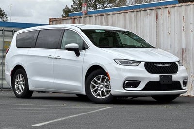 2023 Chrysler Pacifica Touring L TOURING