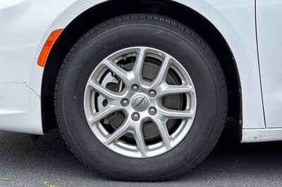 2023 Chrysler Pacifica Touring L TOURING