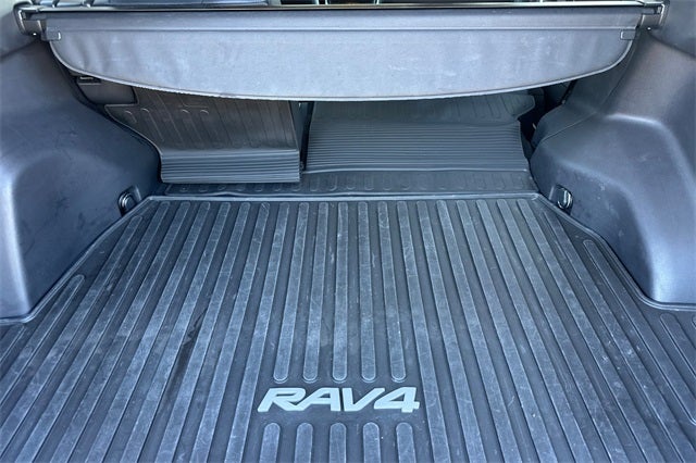 2023 Toyota RAV4 XLE Premium XLE PREMIUM