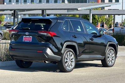 2023 Toyota RAV4 XLE Premium XLE PREMIUM