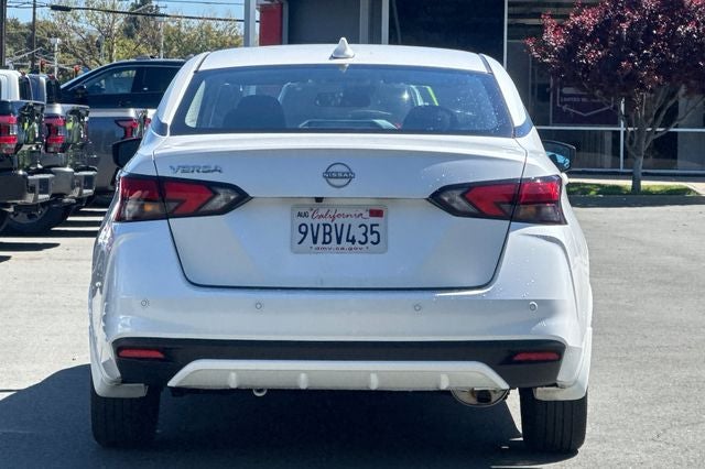 2025 Nissan Versa 1.6 SV