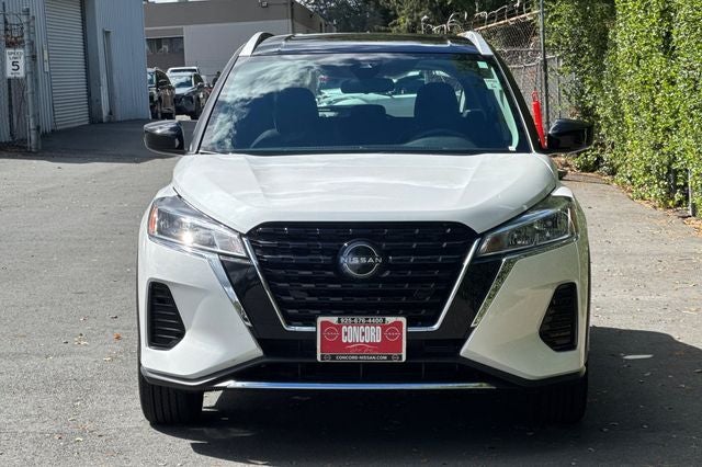 2022 Nissan Kicks SV