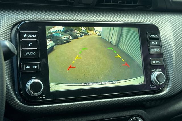 2022 Nissan Kicks SV