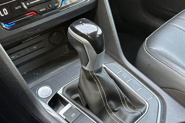 2024 Volkswagen Tiguan 2.0T SE SE