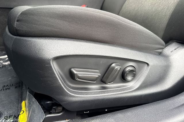 2024 Toyota Camry Hybrid LE LE