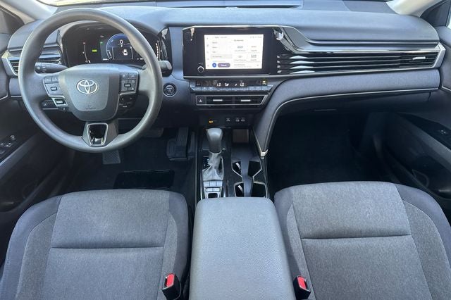 2025 Toyota Camry LE LE HYBRID