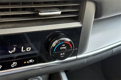 2024 Nissan Rogue SV SV