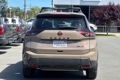 2025 Nissan Rogue Rock Creek ROCK CREEK AWD