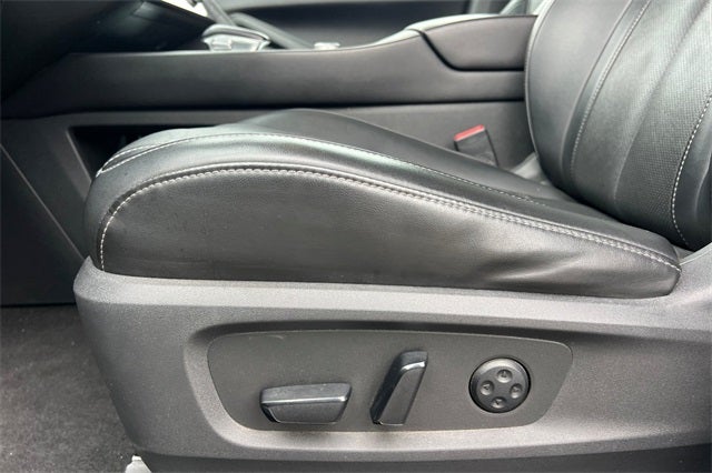 2023 INFINITI QX60 LUXE LUXE