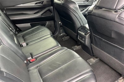 2023 INFINITI QX60 LUXE LUXE