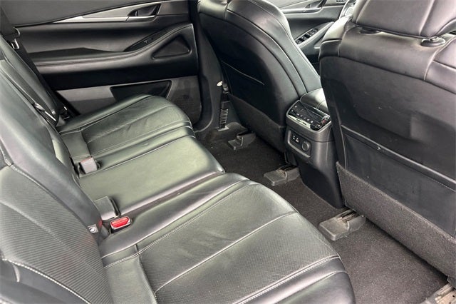 2023 INFINITI QX60 LUXE LUXE