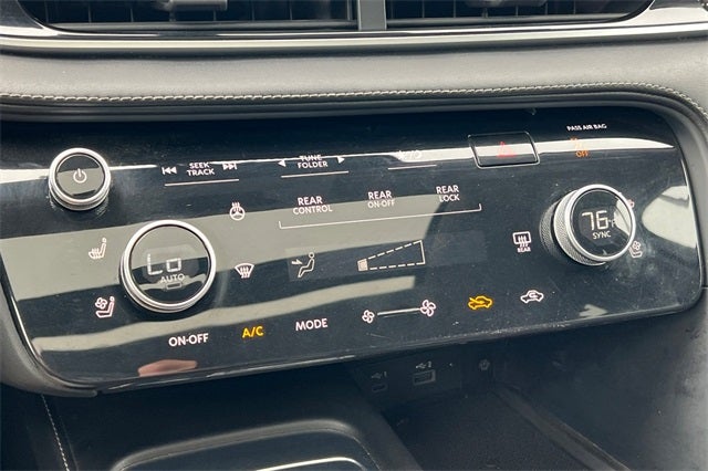 2023 INFINITI QX60 LUXE LUXE