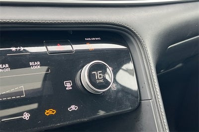 2023 INFINITI QX60 LUXE LUXE