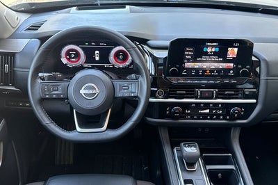 2024 Nissan Pathfinder Platinum PLATINUM 4WD