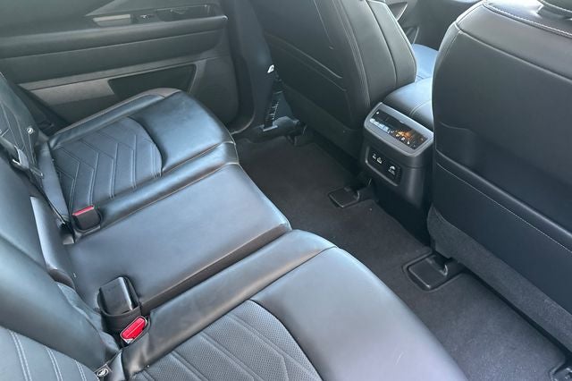 2024 Nissan Pathfinder Platinum PLATINUM 4WD