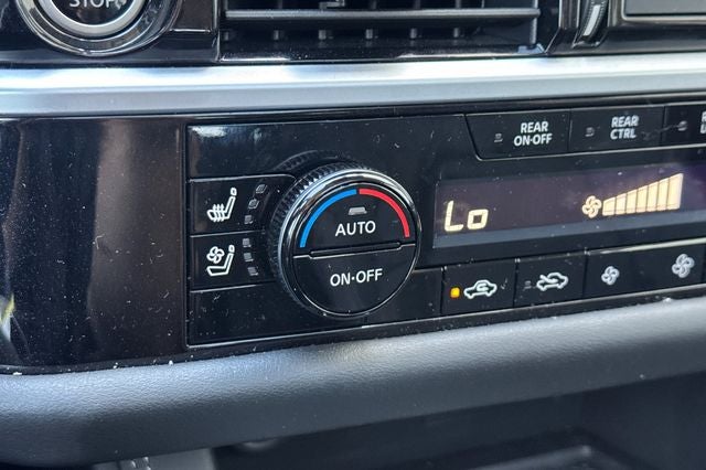 2024 Nissan Pathfinder Platinum PLATINUM 4WD