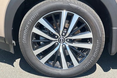 2024 Nissan Pathfinder Platinum PLATINUM 4WD