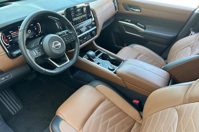 2025 Nissan Pathfinder Platinum PLATINUM 4WD