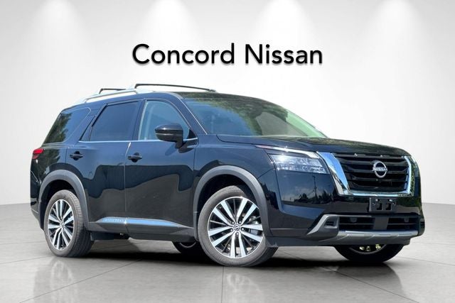 2025 Nissan Pathfinder Platinum PLATINUM 4WD