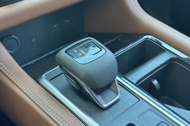 2025 Nissan Pathfinder Platinum PLATINUM 4WD