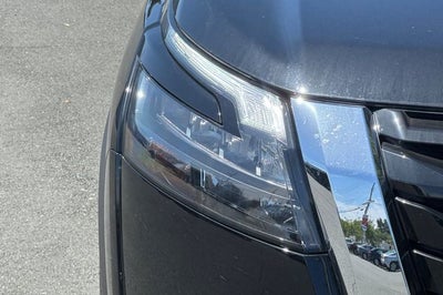 2025 Nissan Pathfinder Platinum PLATINUM 4WD