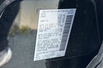 2025 Nissan Pathfinder Platinum PLATINUM 4WD