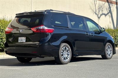 2020 Toyota Sienna XLE 7 Passenger