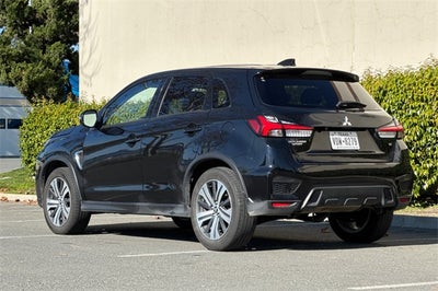 2024 Mitsubishi Outlander Sport 2.0 SE SE 4WD