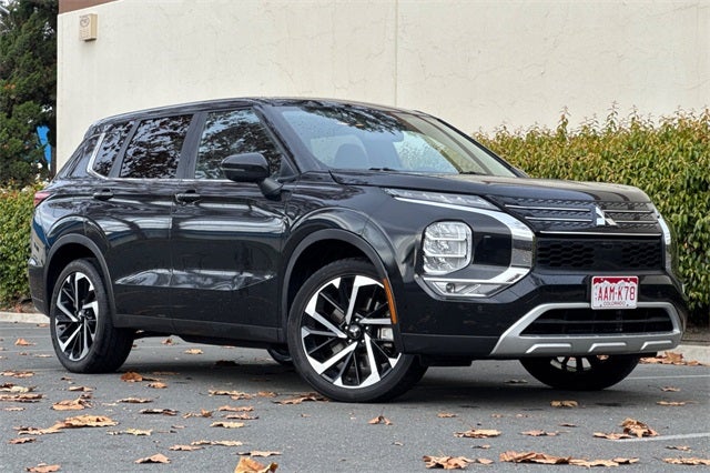 2024 Mitsubishi Outlander SE SE