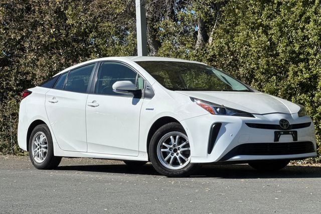 2022 Toyota Prius LE LE FWD
