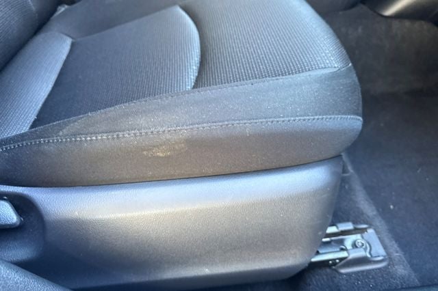 2022 Toyota Prius LE LE FWD