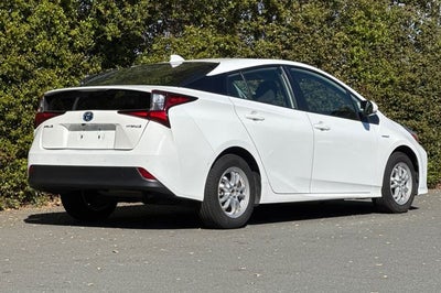 2022 Toyota Prius LE LE FWD