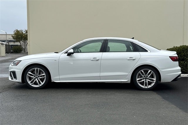 2024 Audi A4 45 S line Premium Plus quattro