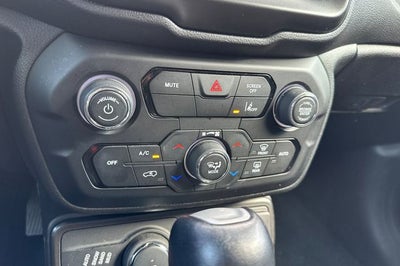 2023 Jeep Renegade Latitude LATITUDE 4WD