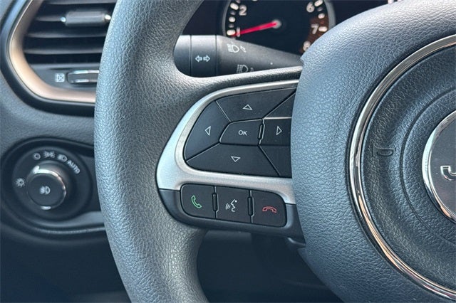 2023 Jeep Renegade Latitude LATITUDE 4WD