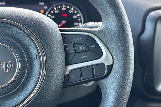 2023 Jeep Renegade Latitude LATITUDE 4WD