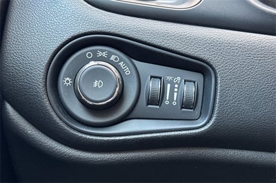 2023 Jeep Renegade Latitude LATITUDE 4WD