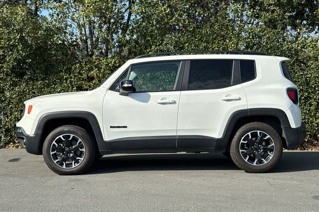 2023 Jeep Renegade Latitude LATITUDE 4WD