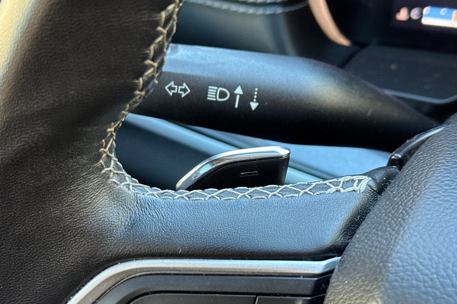 2022 Jeep Grand Cherokee L Laredo