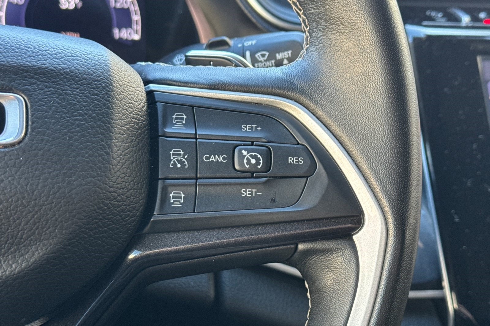 2022 Jeep Grand Cherokee L Laredo