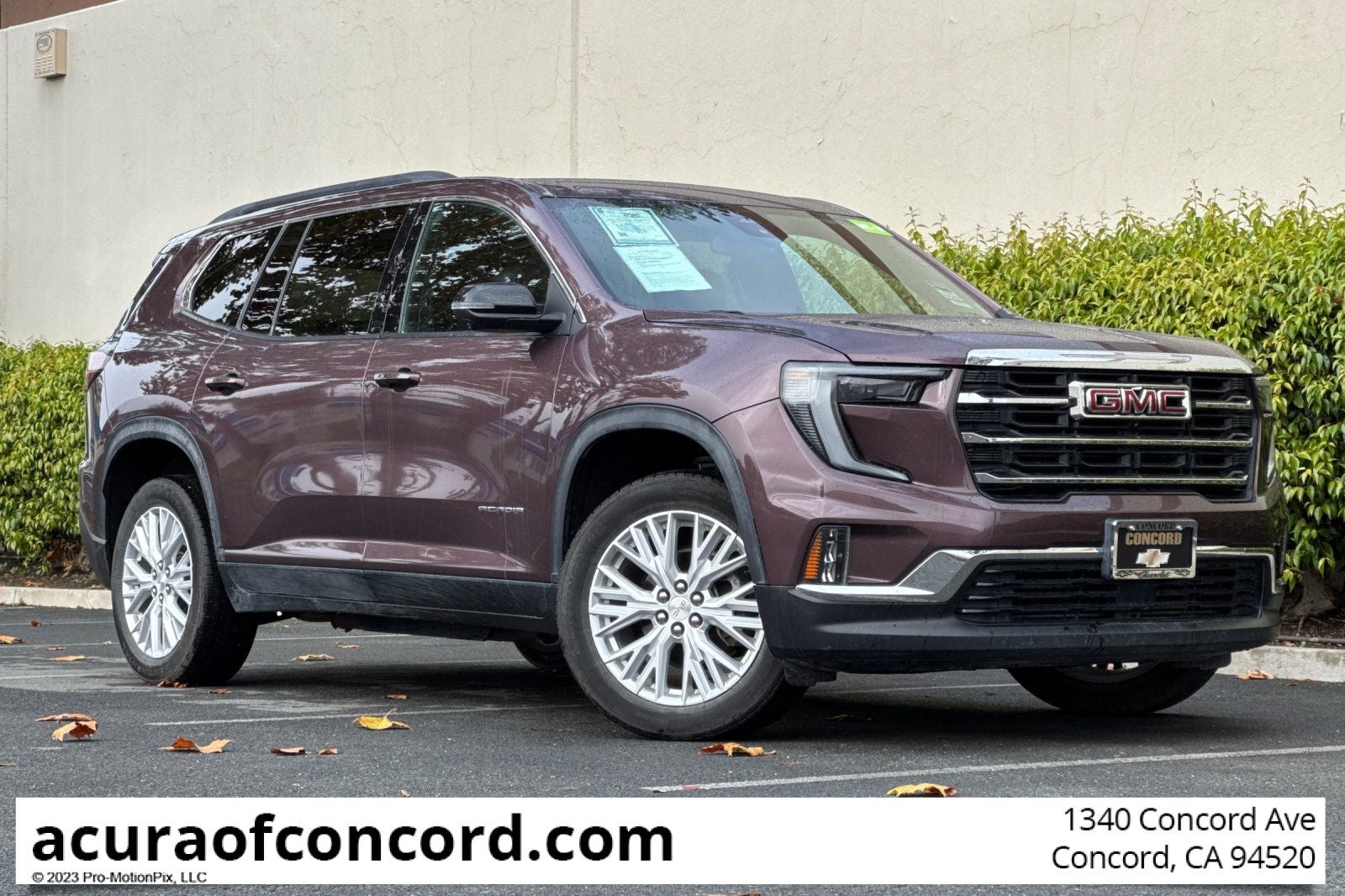 2024 GMC Acadia Elevation