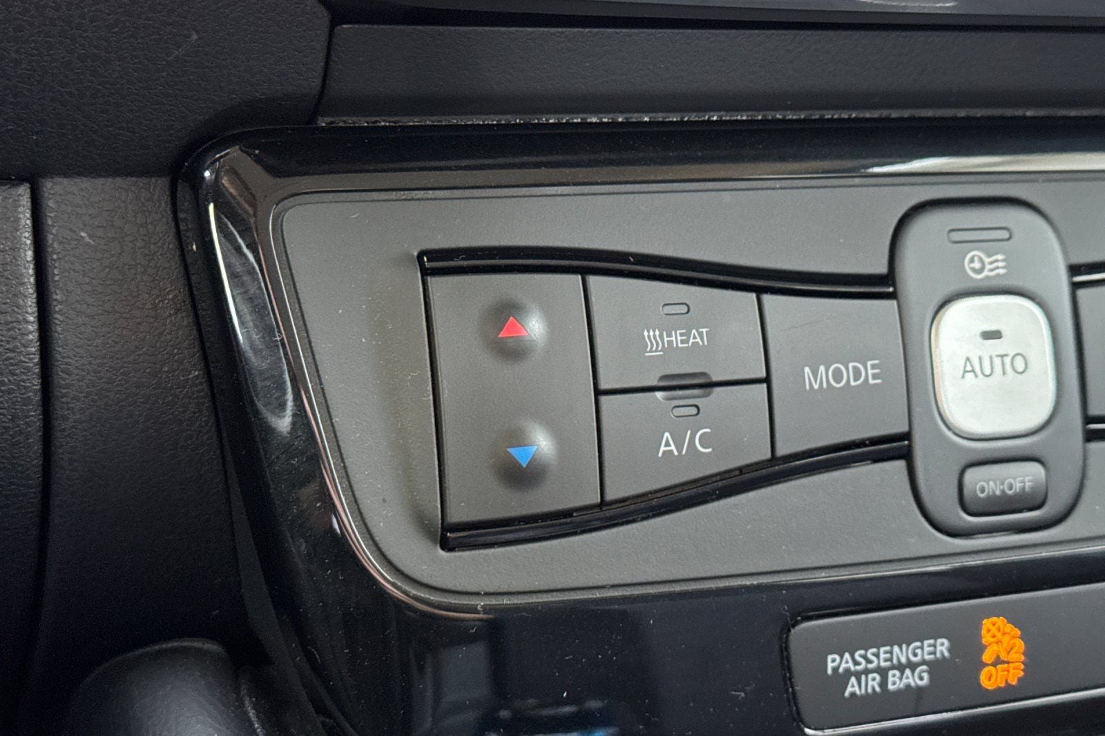 2023 Nissan Leaf SV Plus