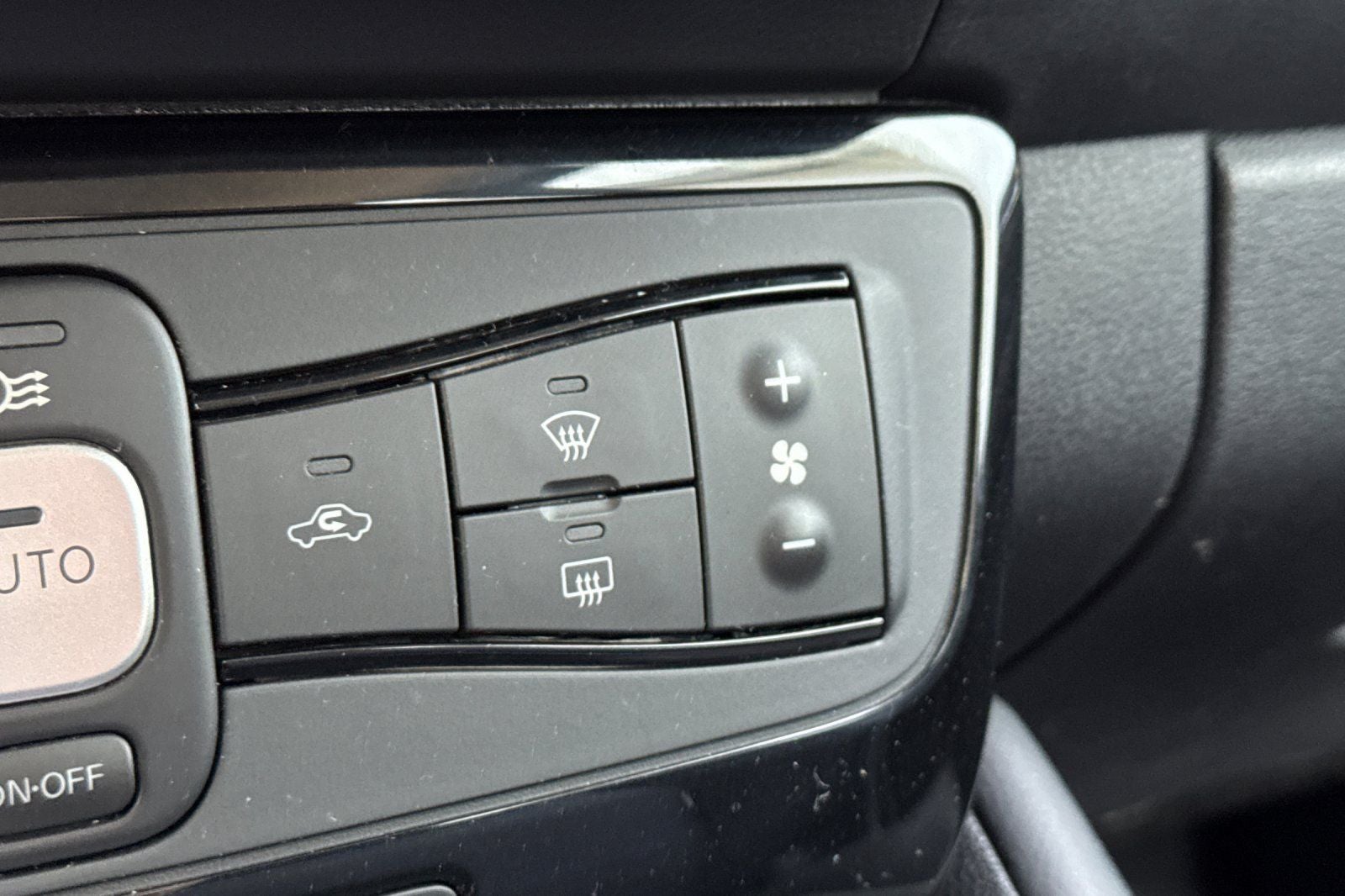 2023 Nissan Leaf SV Plus