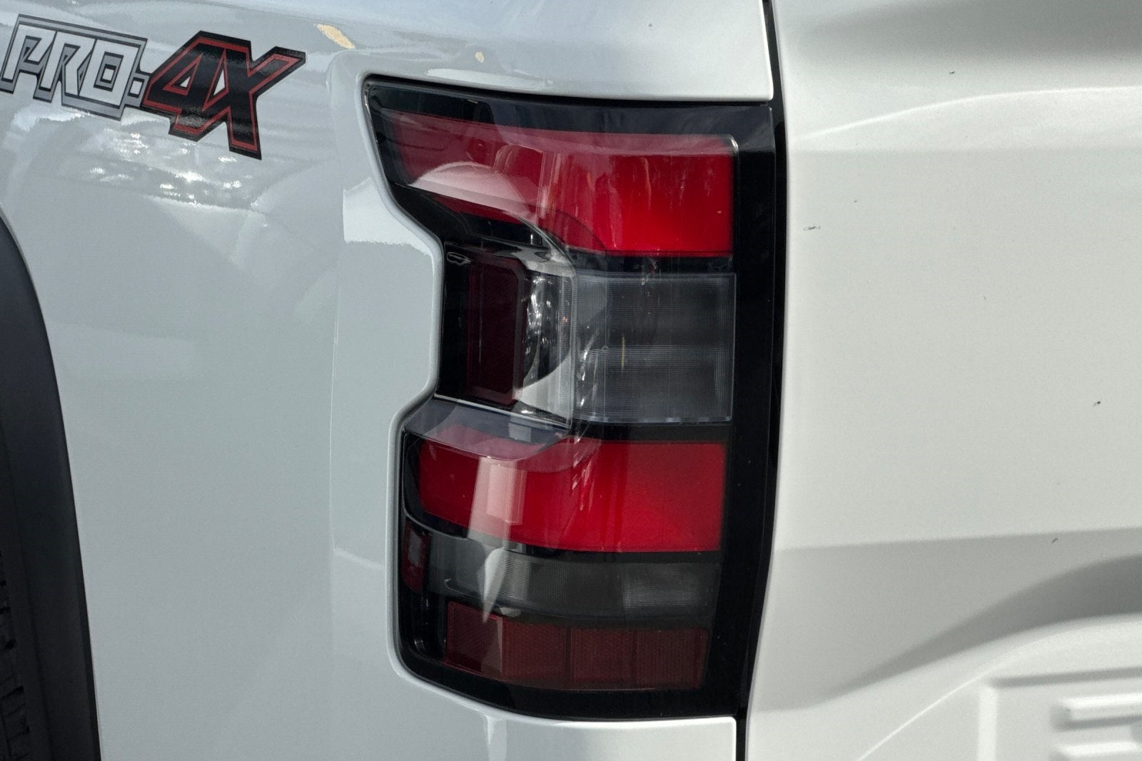 2023 Nissan Frontier PRO-4X PRO-4X