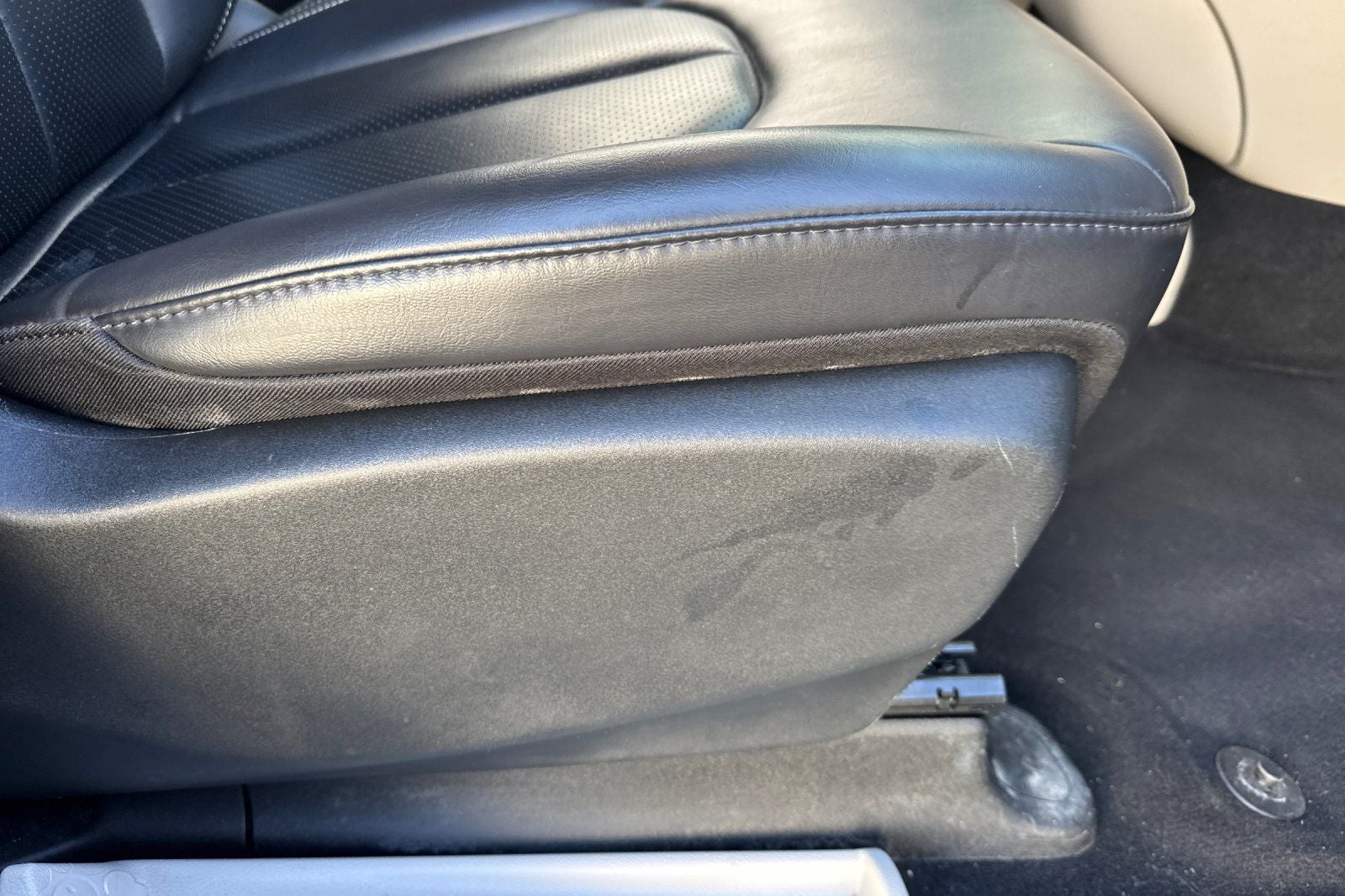 2023 Chrysler Pacifica Touring L touring