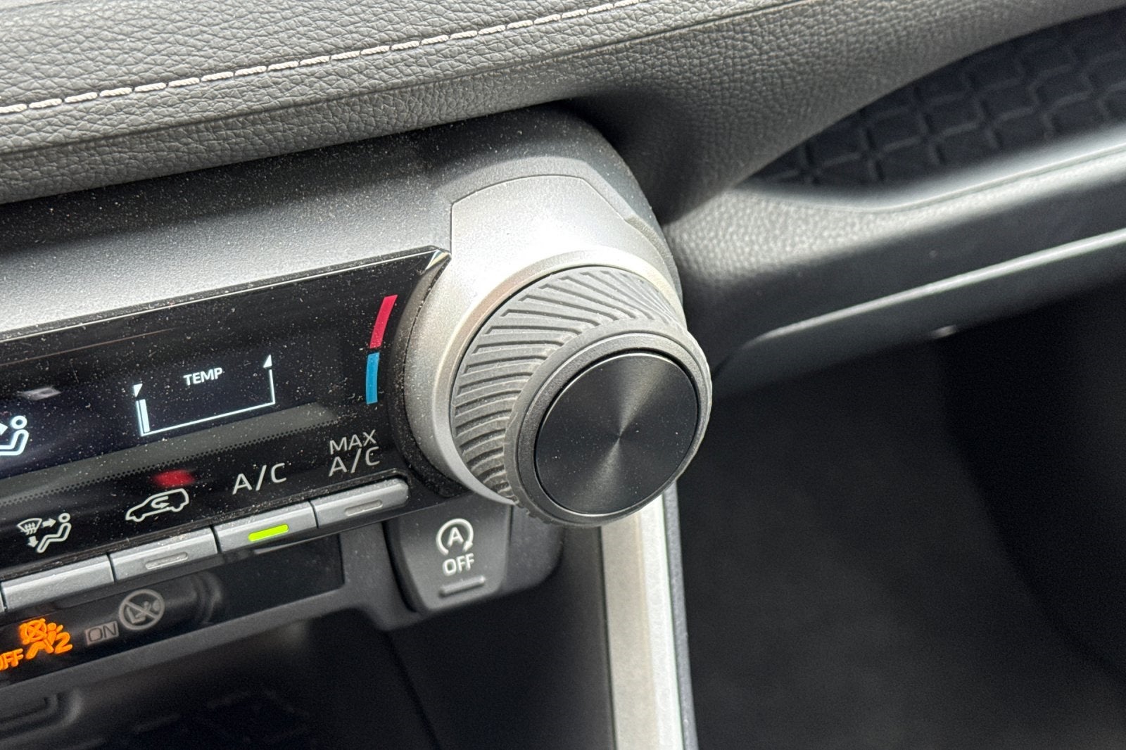 2025 Toyota RAV4 LE LE