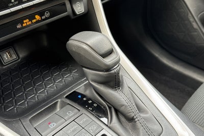 2025 Toyota RAV4 LE LE