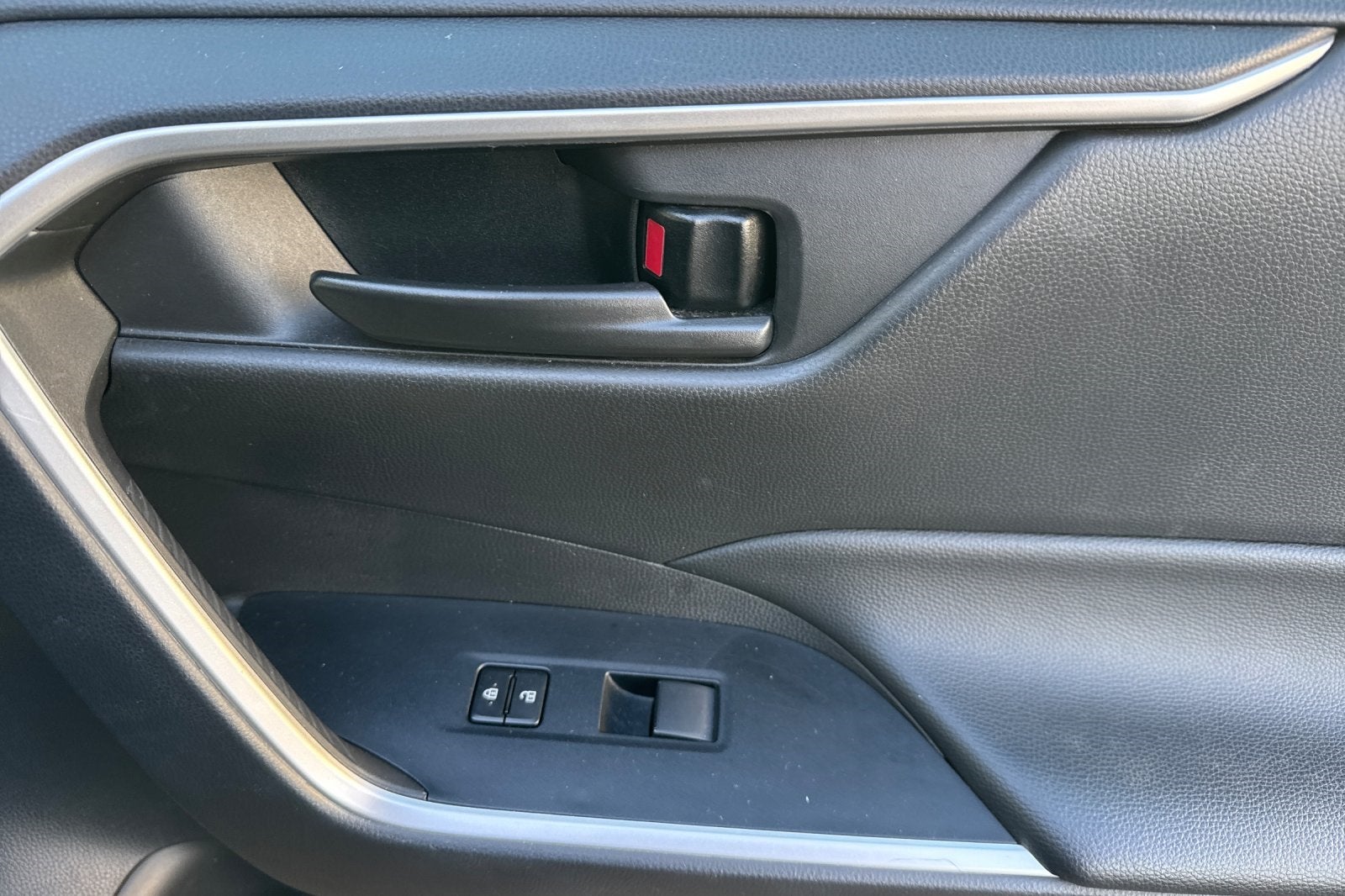 2024 Toyota RAV4 LE LE