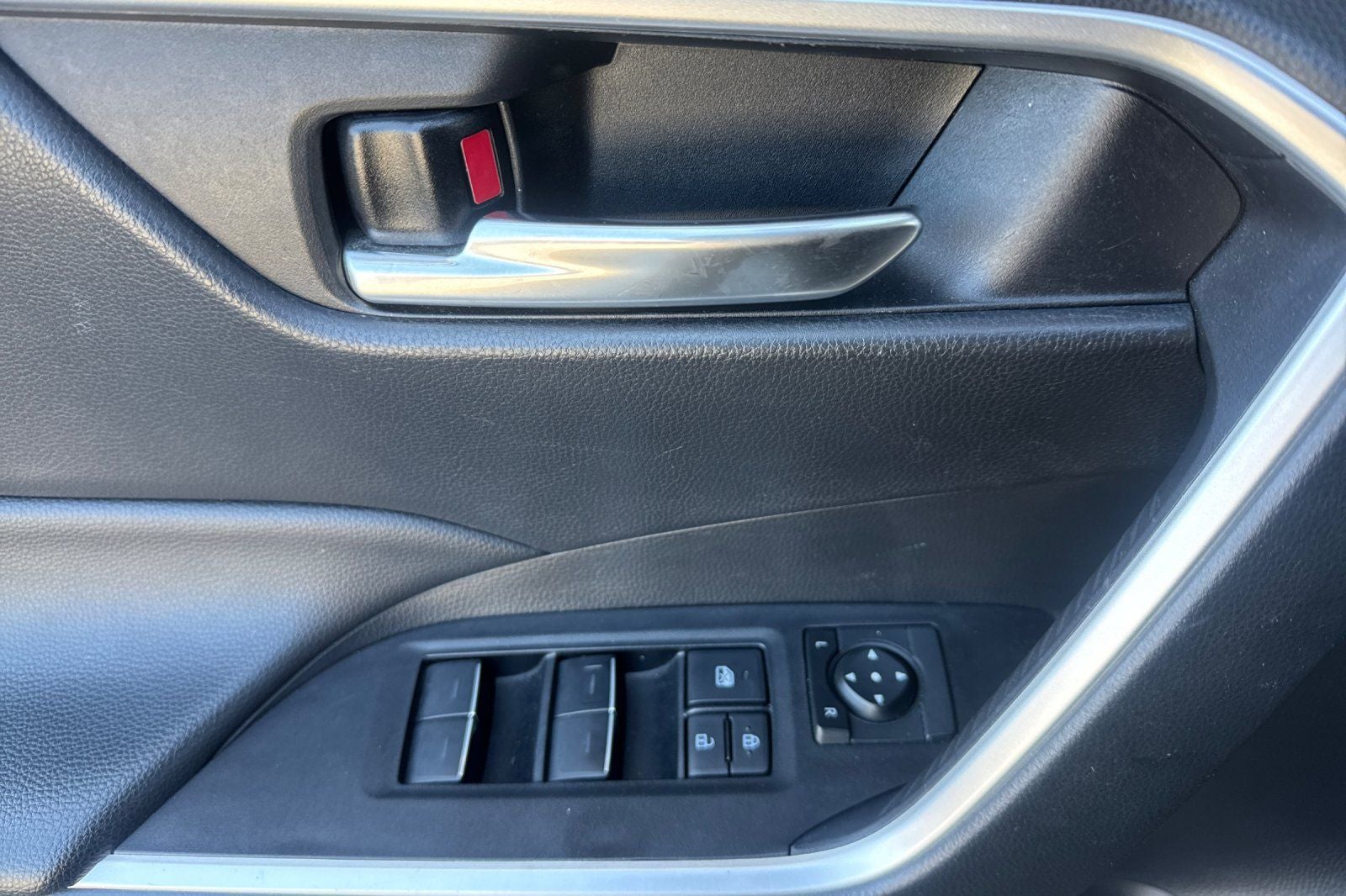 2024 Toyota RAV4 XLE XLE